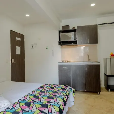 Hollywood Aparthotel Cartagena