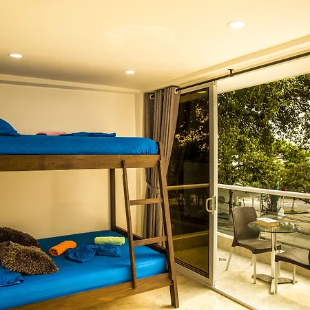 Aparthotel Hollywood