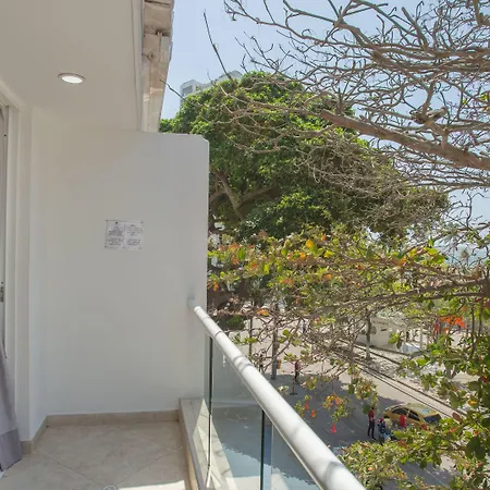 Hollywood Aparthotel 3*