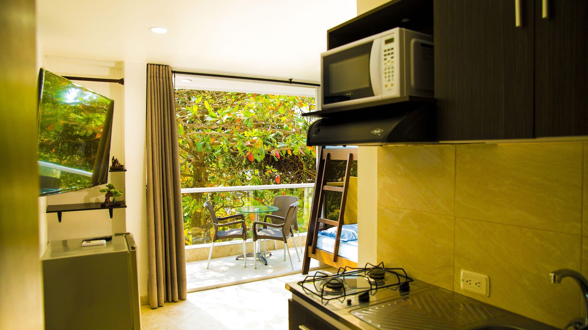 Apartahotel Hollywood