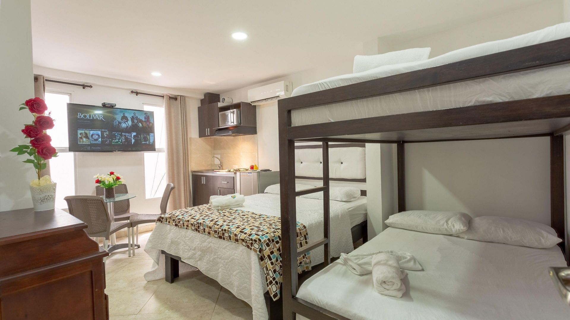 Apartahotel Hollywood