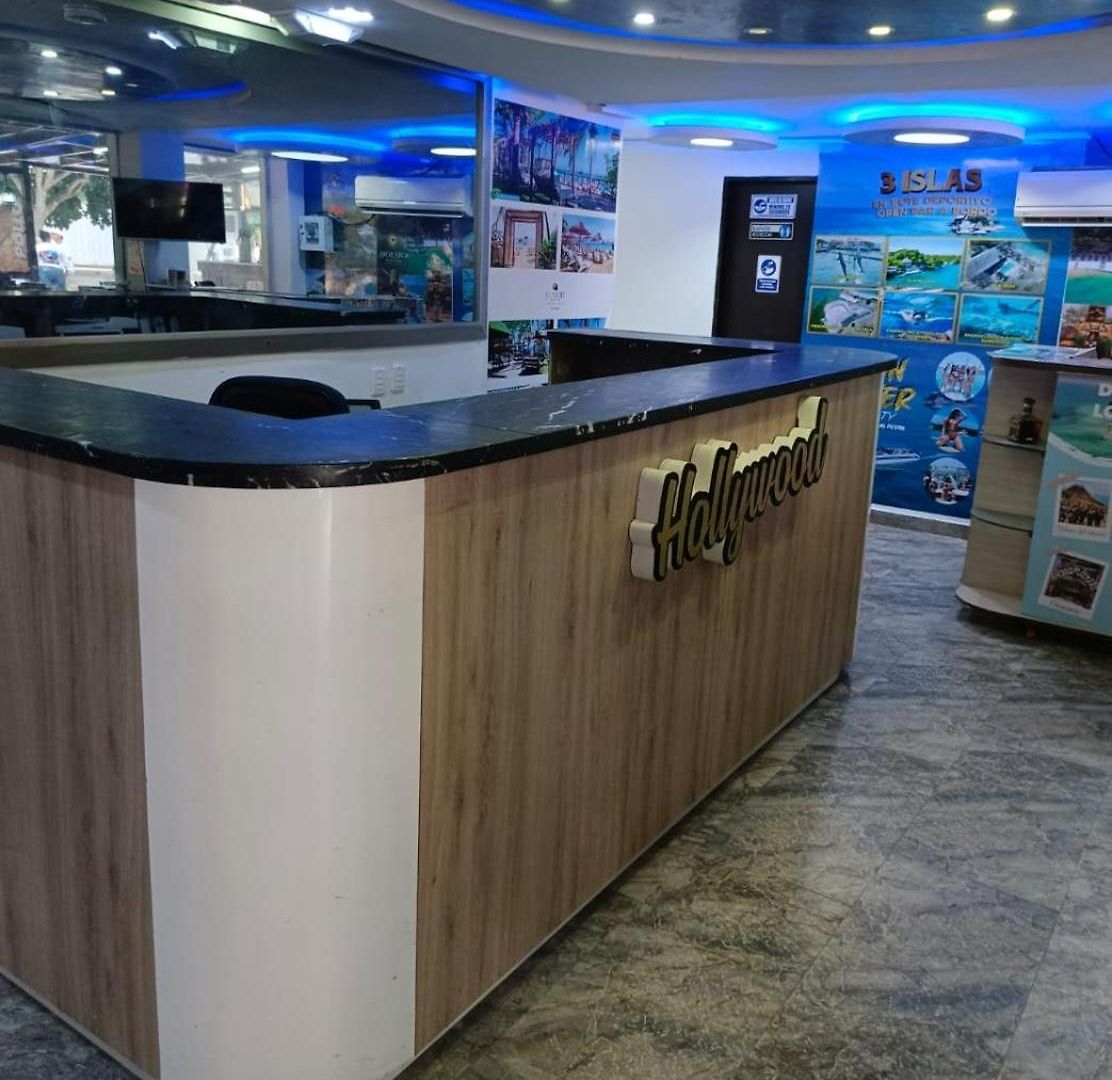 Apartahotel Hollywood 3*
