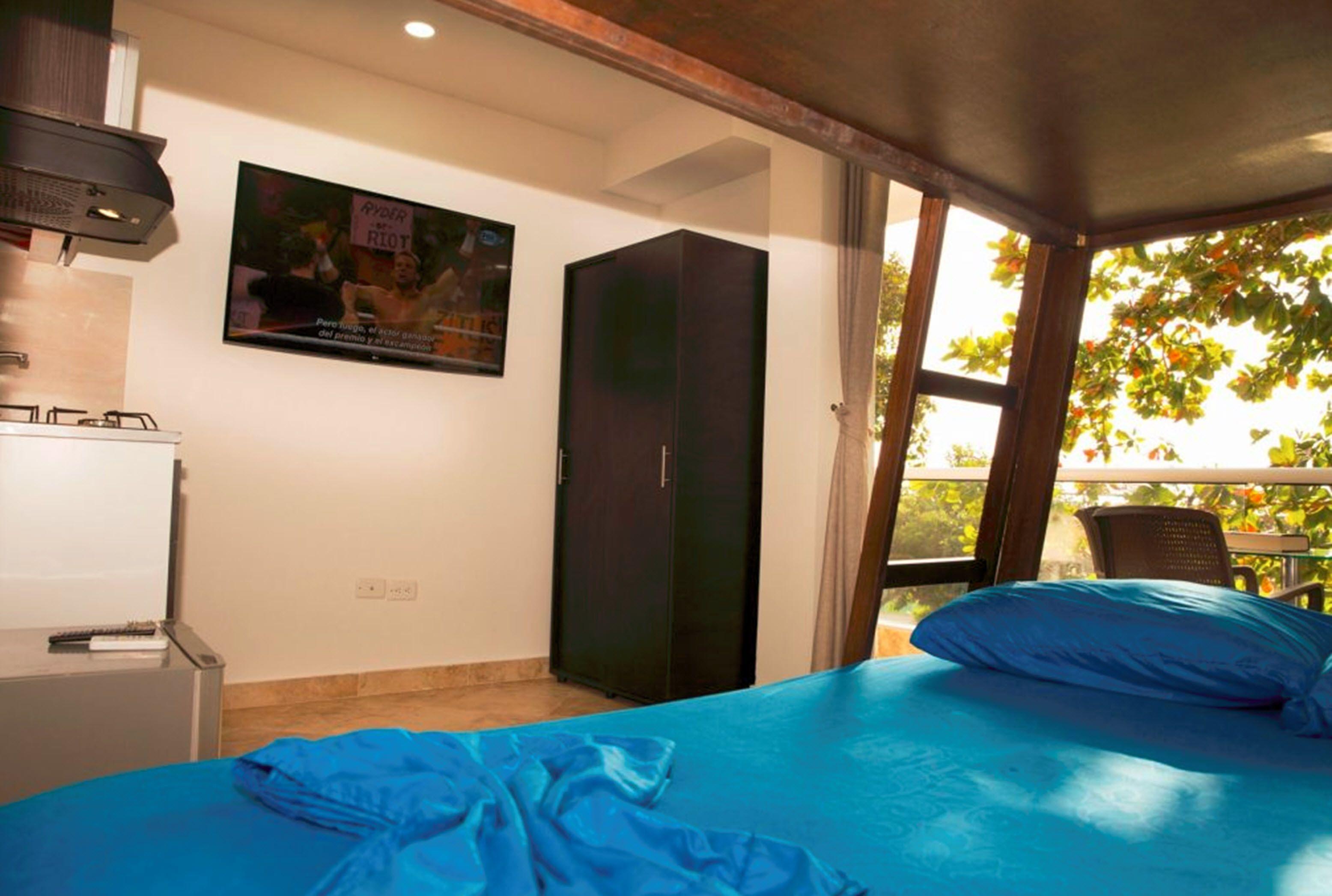 Hollywood Aparthotel