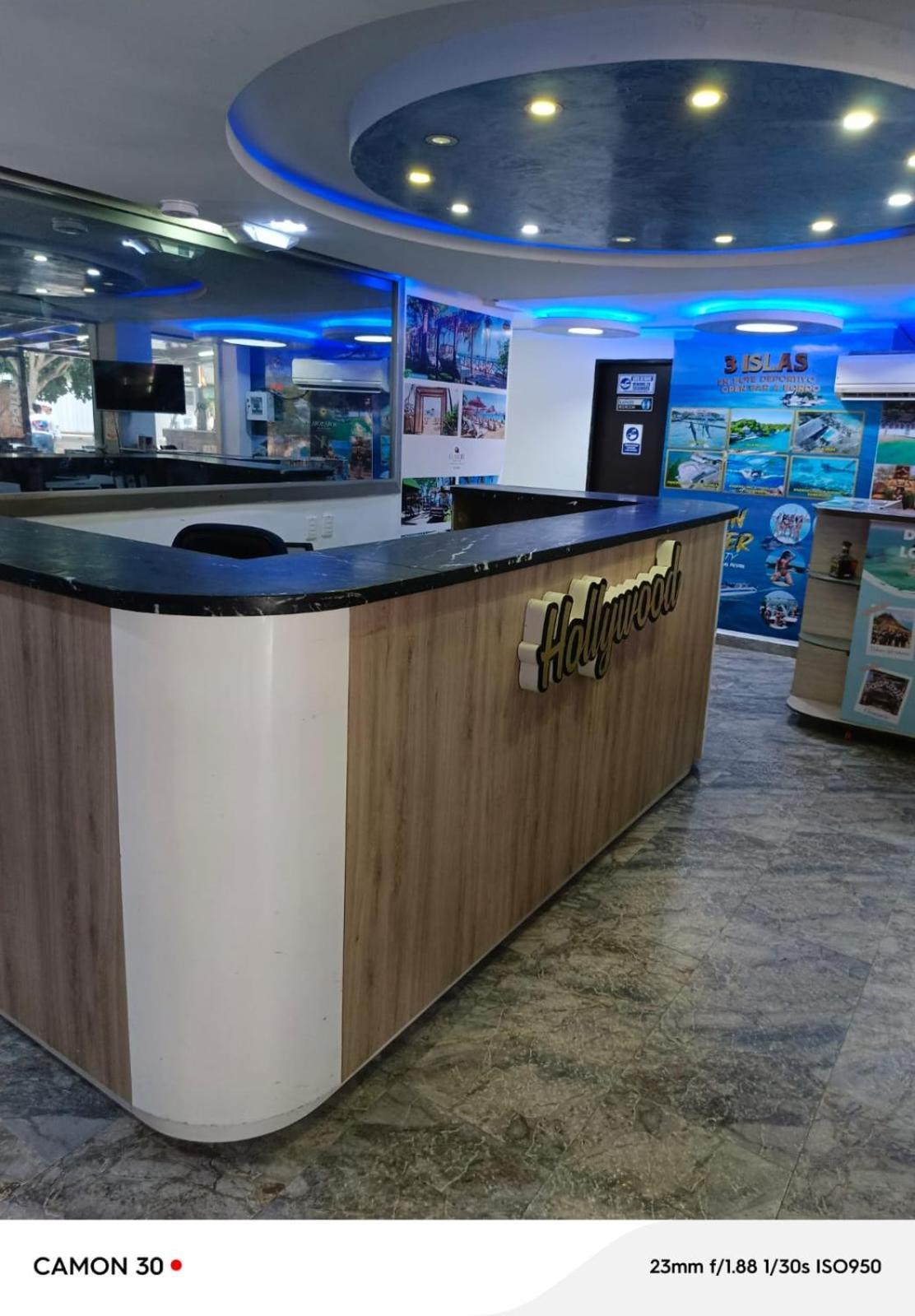 Aparthotel Hollywood 3*